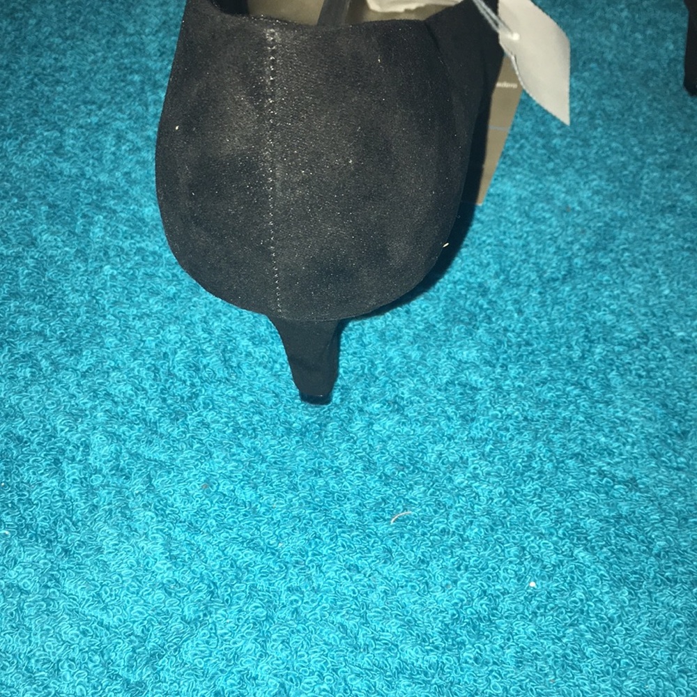 🌹 Black Beauty NWT simply beautiful heels perfect - Picture 3 of 4